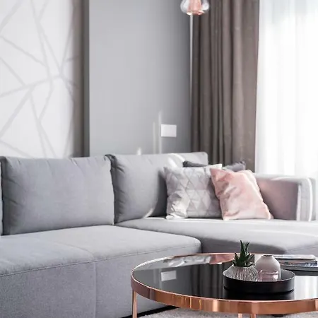 Rose Gold Budapest
